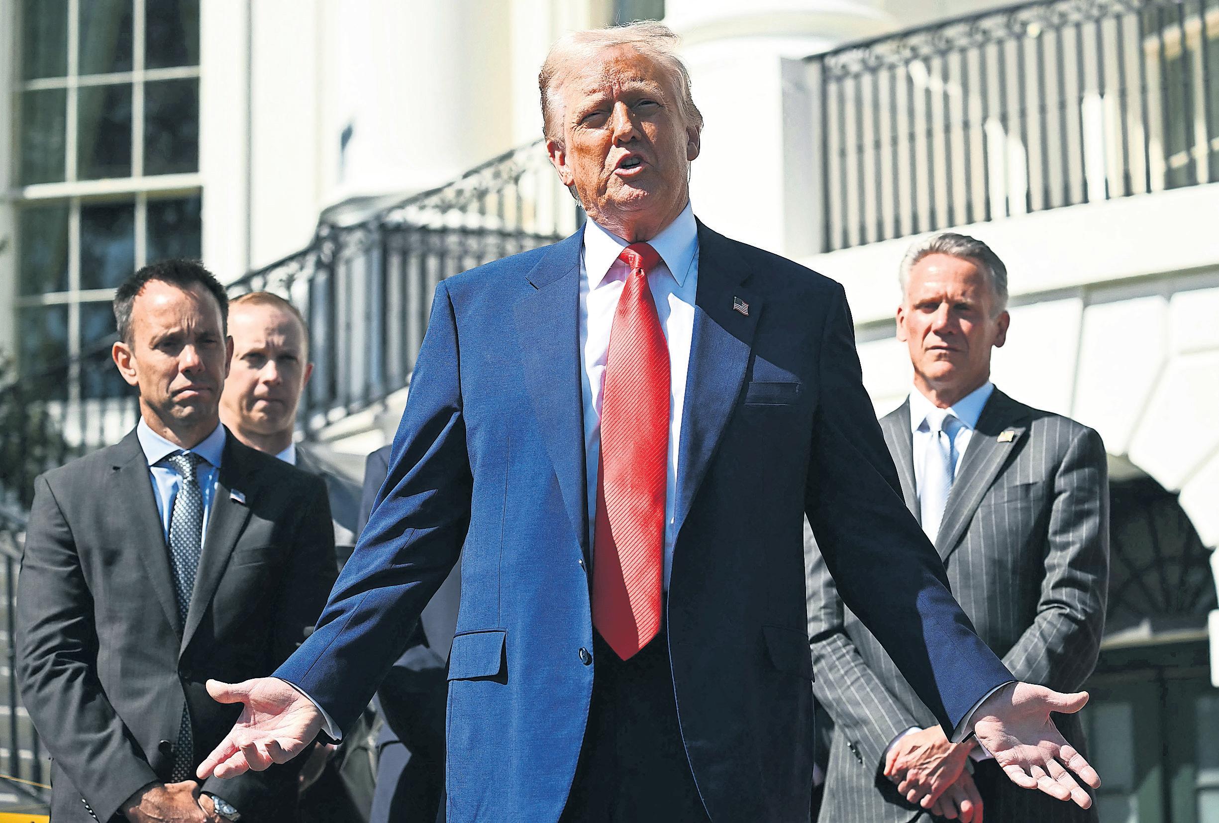 Trump pauses global trade war but hits China with 125% tariffs