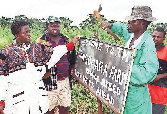 Zimbabwe compensates white farmers 25 years after land seizures