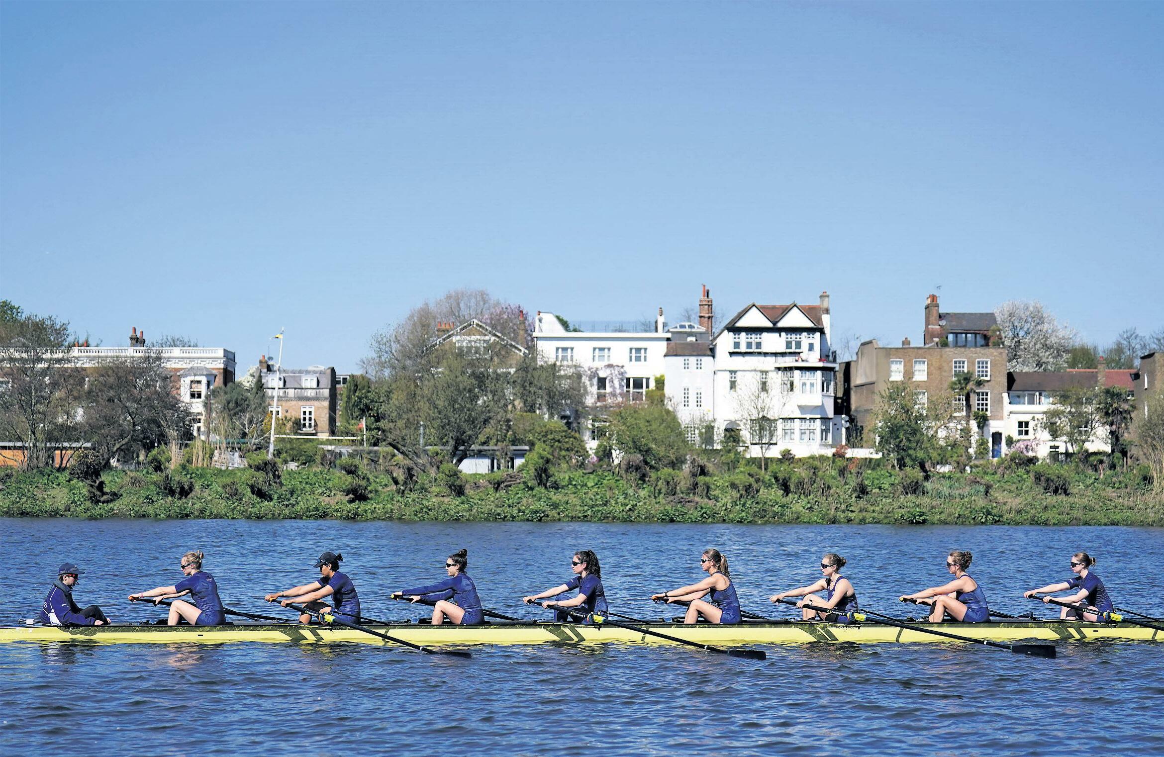 Boat Race turns toxic with dirty water and battle over rower ban
