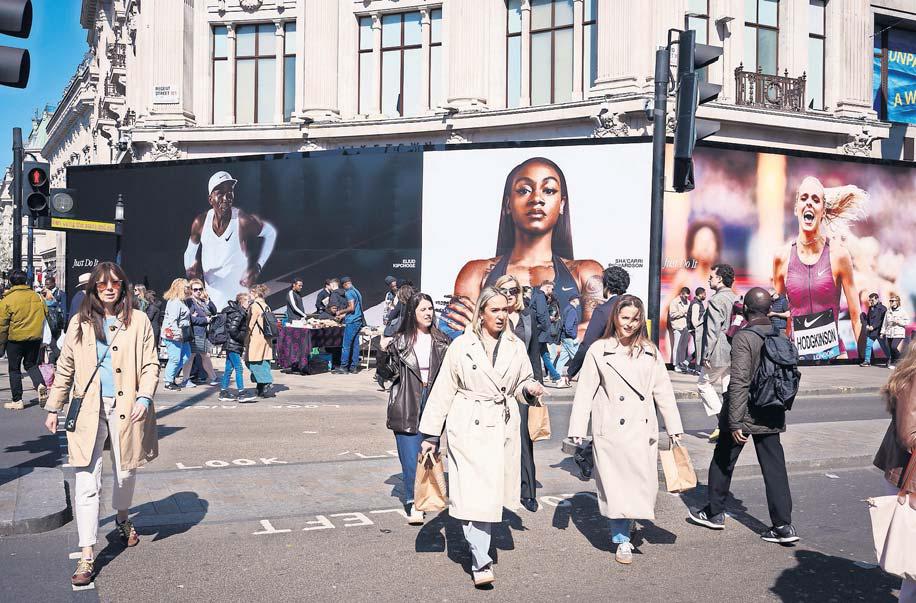 Retail sales rise 1.1% as Britons splash out in the sunshine