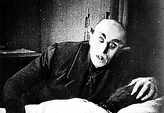 Note revealing Bram Stoker's early thoughts on Dracula sold