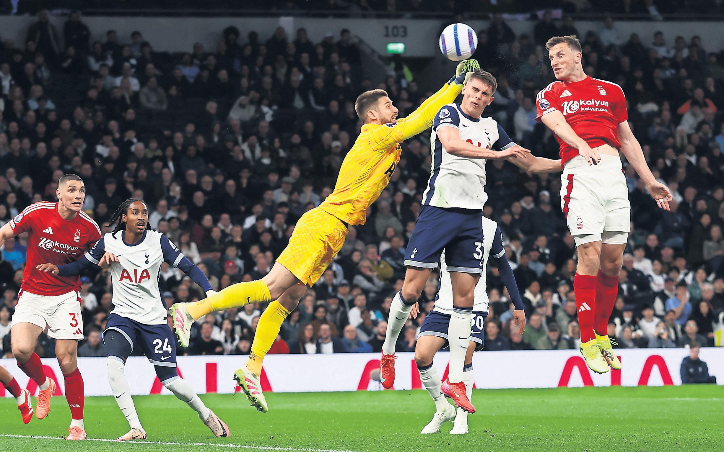 Wood rises to cap Forest's blistering start and bolster Champions League dream