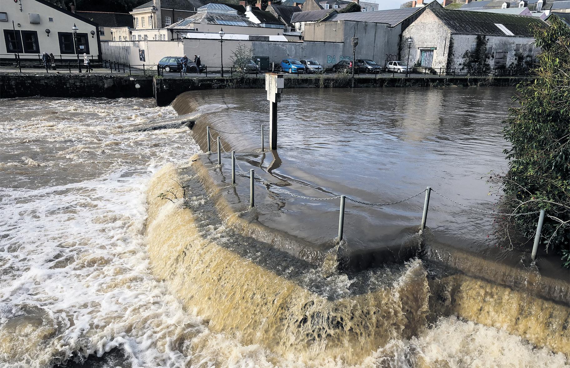 Paddleboarding guide accused of arrogance by families after four deaths on swollen river