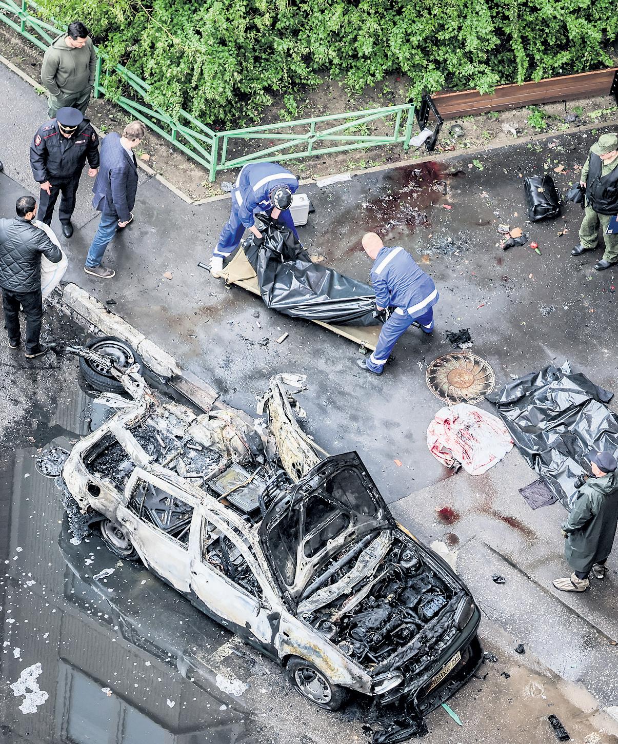 Car bomb kills Russian general as Trump envoy visits Kremlin