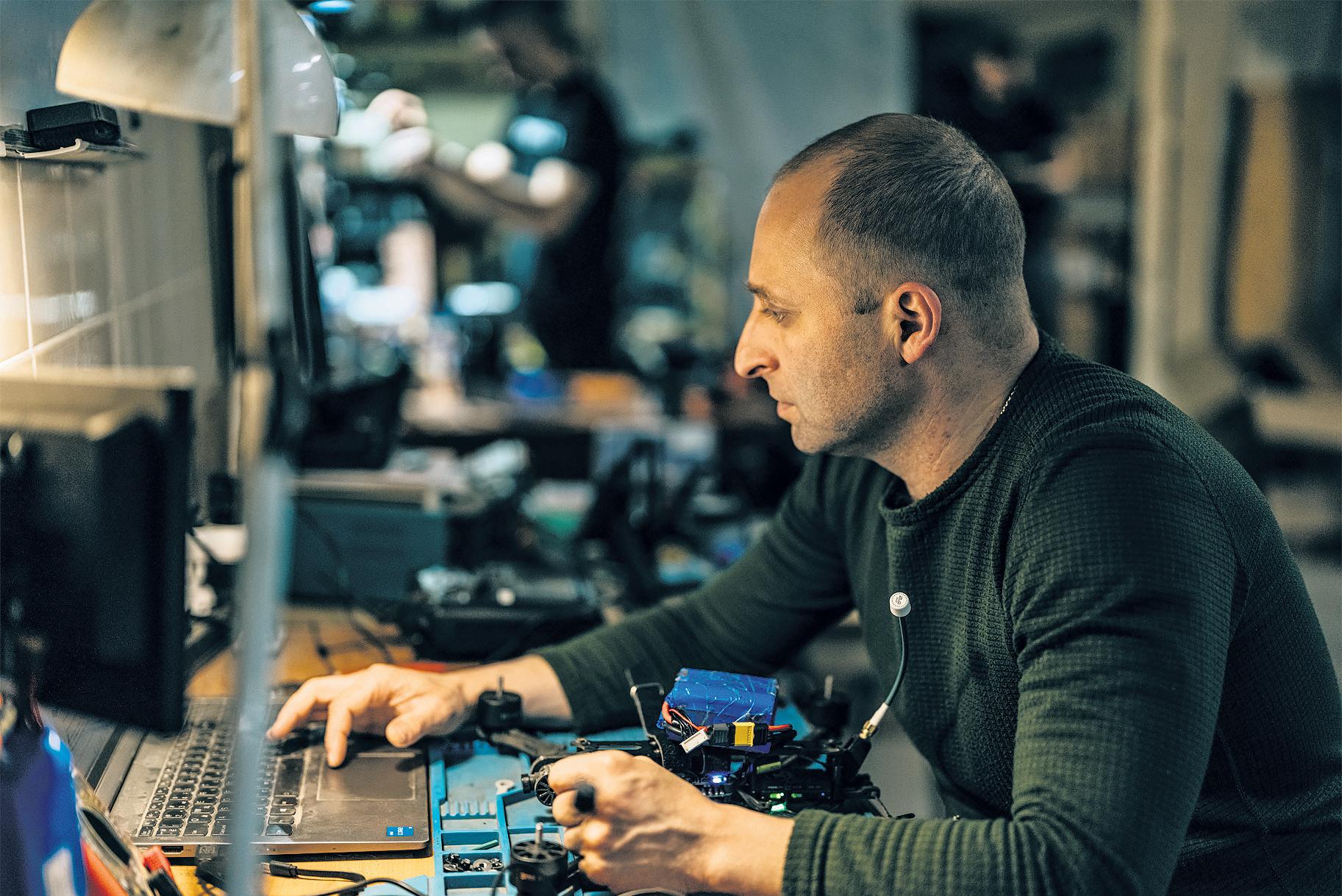 It's back and forth' Ukraine's army resists Russia's latest push for land