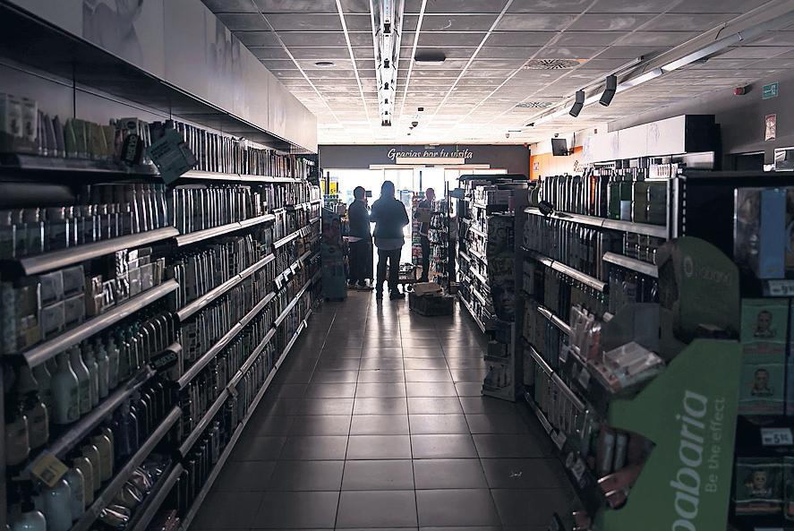 Any radios? Rush to buy supplies as blackout hits