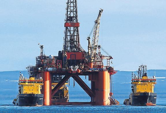 BP's green energy chief set for exit amid earnings dip