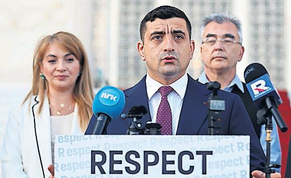 Romania's PM resigns as nationalist candidate eyes presidency