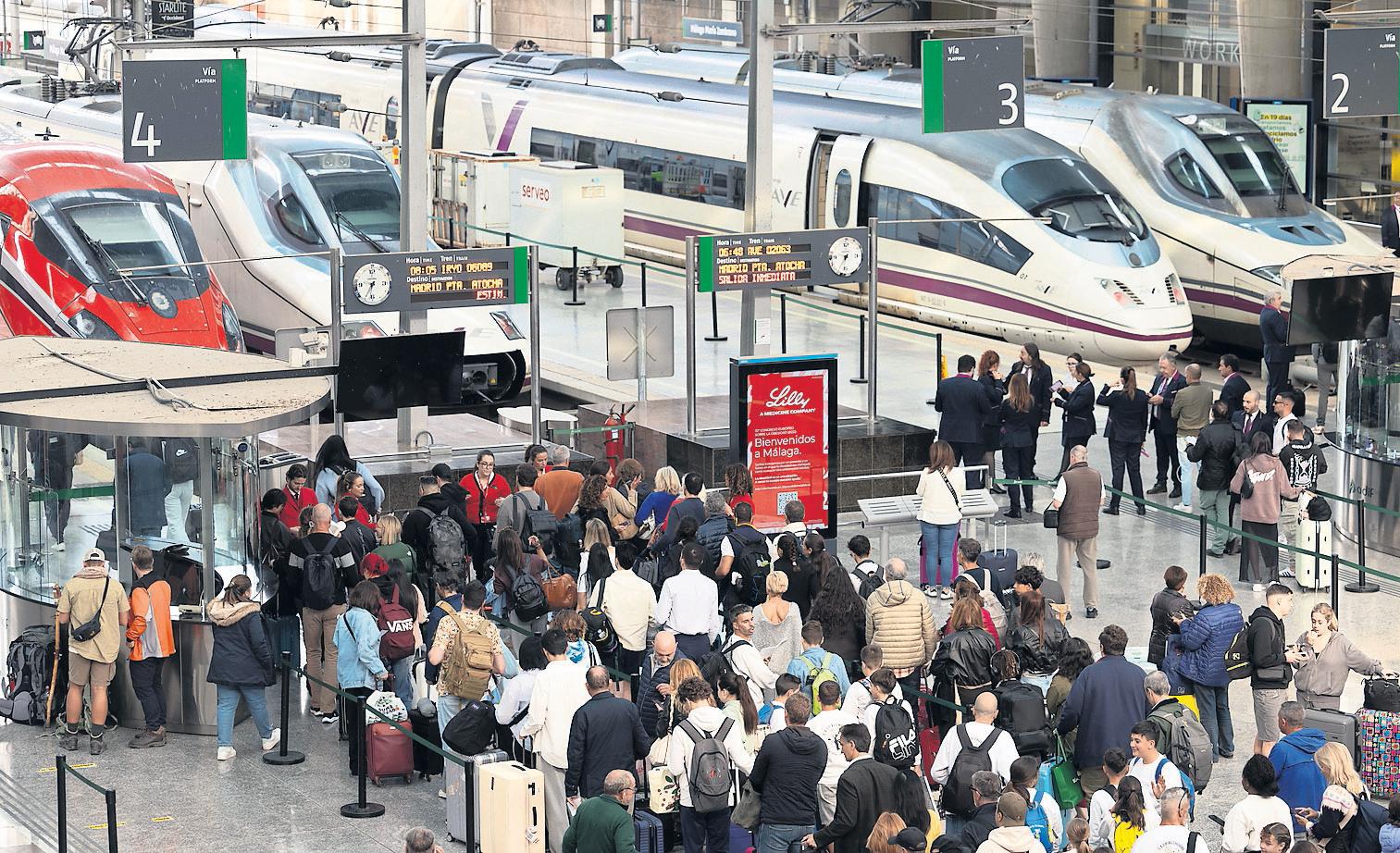 Spanish Minister Says Rail Chaos Was Caused by 'Act of Sabotage'