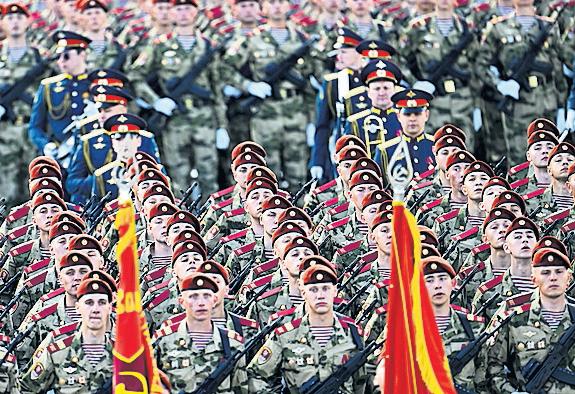 Russia Xi flies to Moscow as Kyiv steps up drone strikes