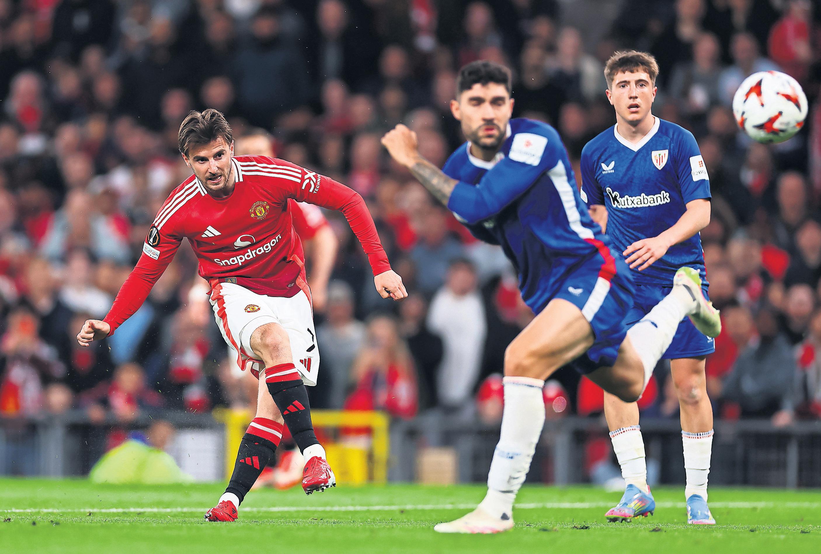 Mount turns on the style to calm nerves and ease United's stroll into final