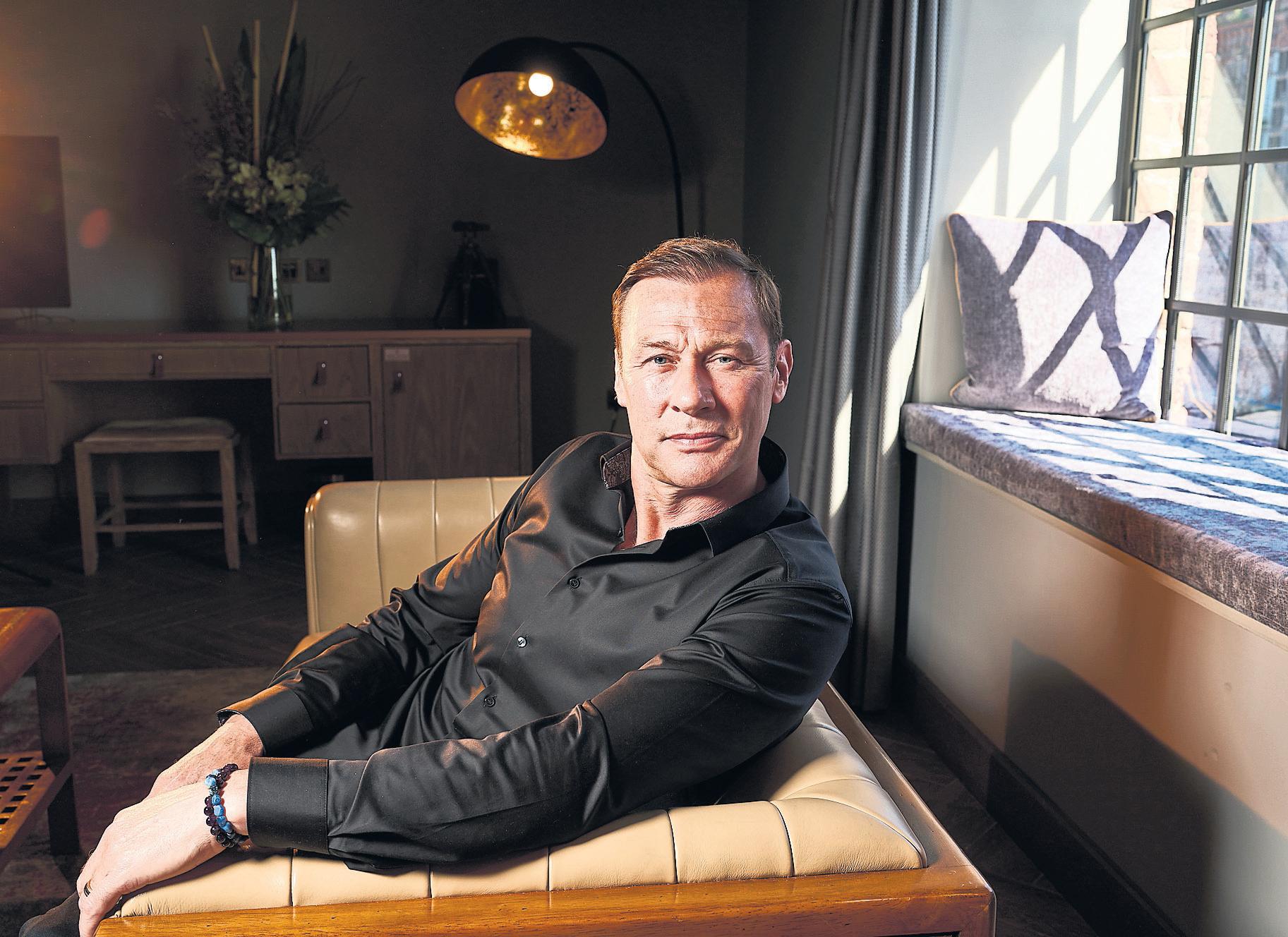 Everton legend Duncan Ferguson answers readers' questions about Rangers, regrets and Goodison memories
