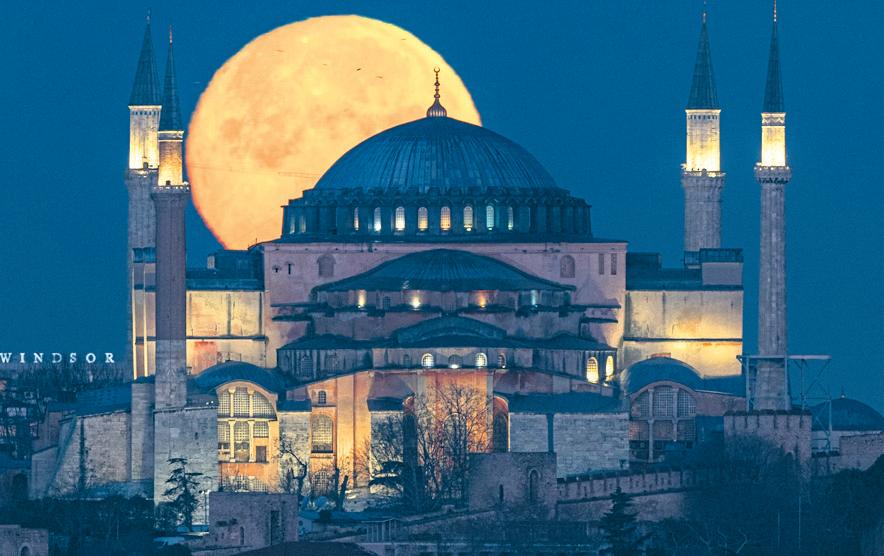 Turkish treasure Hagia Sophia restoration aims to shield structure from earthquakes
