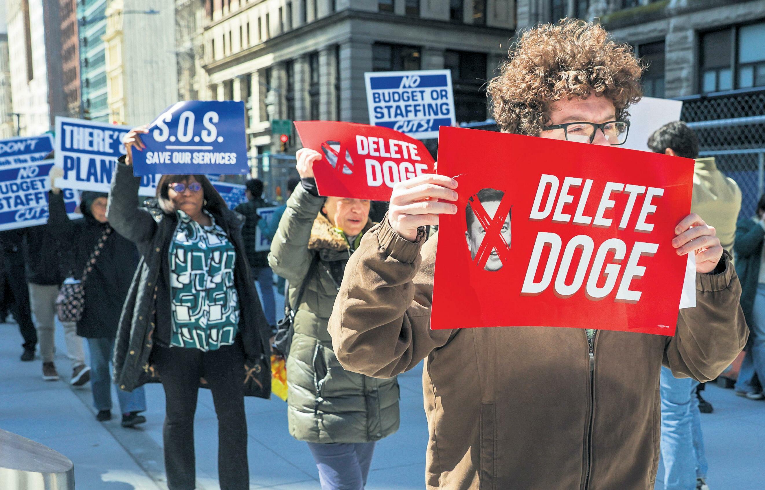 Federal job losses: Hard decisions and recession fears ripple out from DC