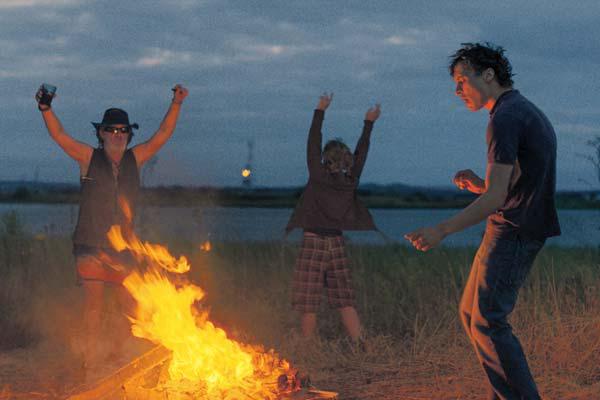 Review: Homelessness film marks Dickinson's terrific directorial debut