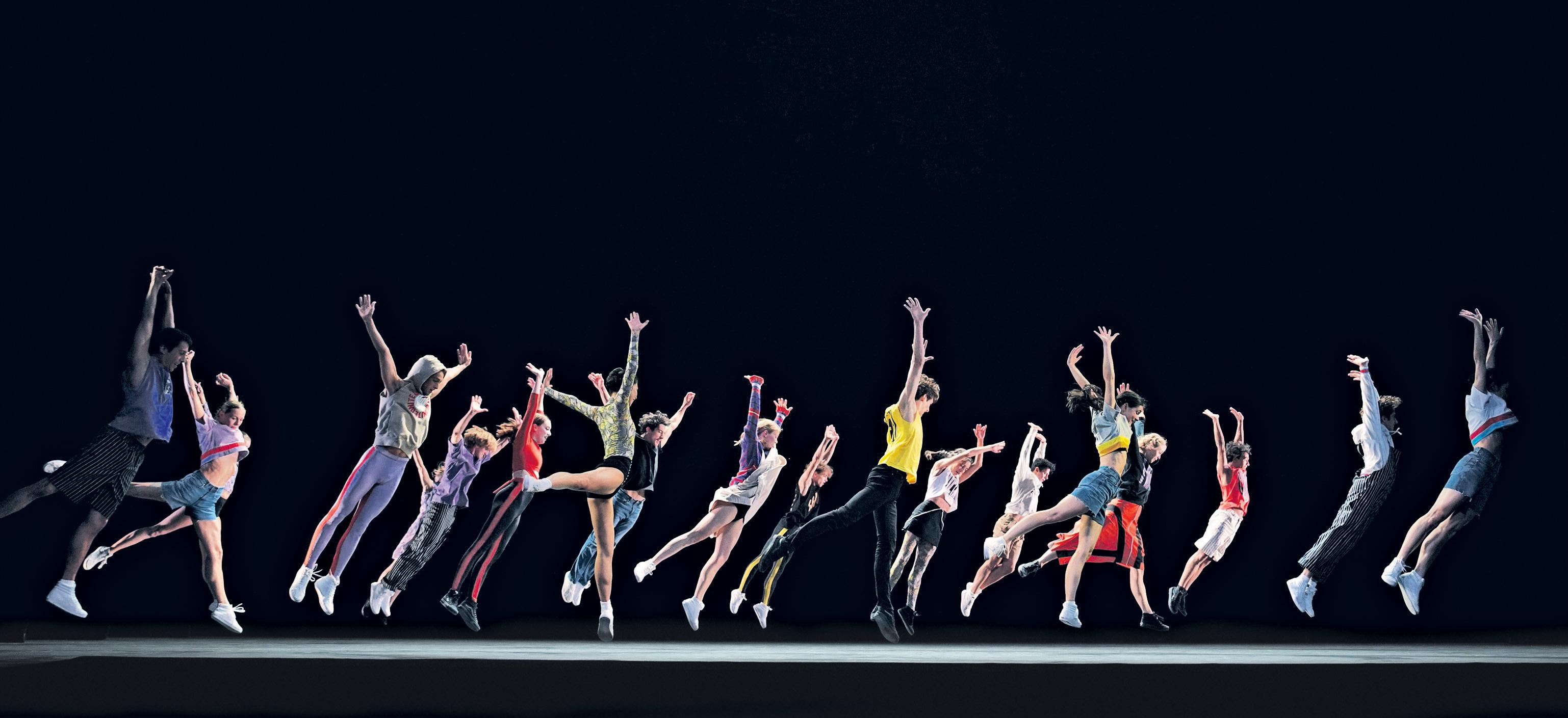 Leading dancers quit over 'toxic' environment at Hamburg Ballet