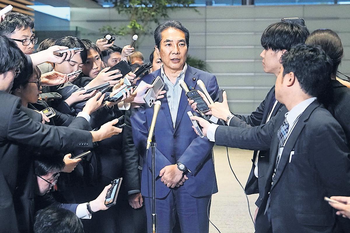 Minister in Japan quits after brag over free rice sparks fury