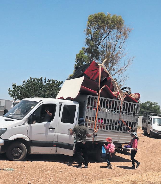 West Bank Palestinians forced out after five days of settler intimidation