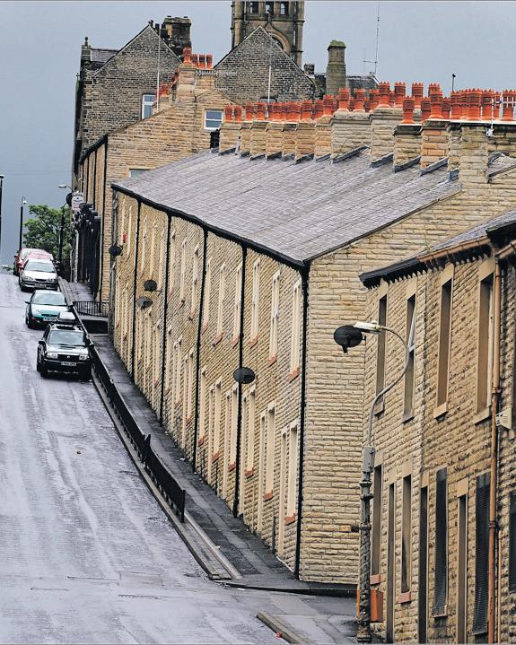 Homes sell at fastest rate in four years as listings grow
