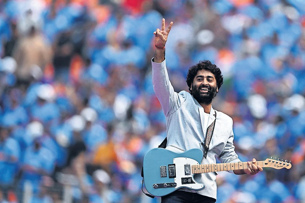 'Once in a generation artist' Arijit Singh plays stadium gig
