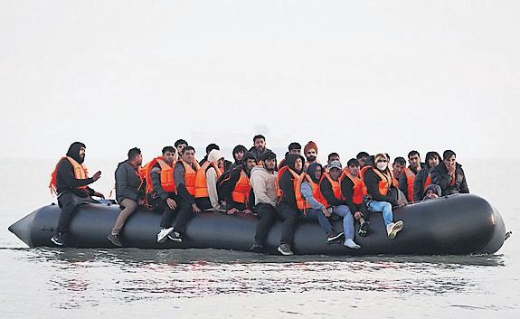 Manston staff to work overtime amid record number of small boat arrivals