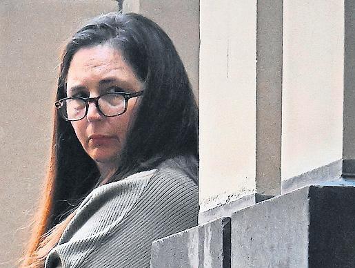 Dish contained poisonous mushrooms, accepts woman in murder trial