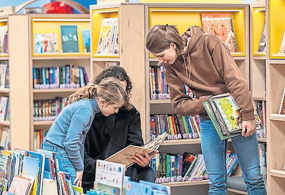 Fund grassroots projects to breathe life into forgotten areas, Reeves told