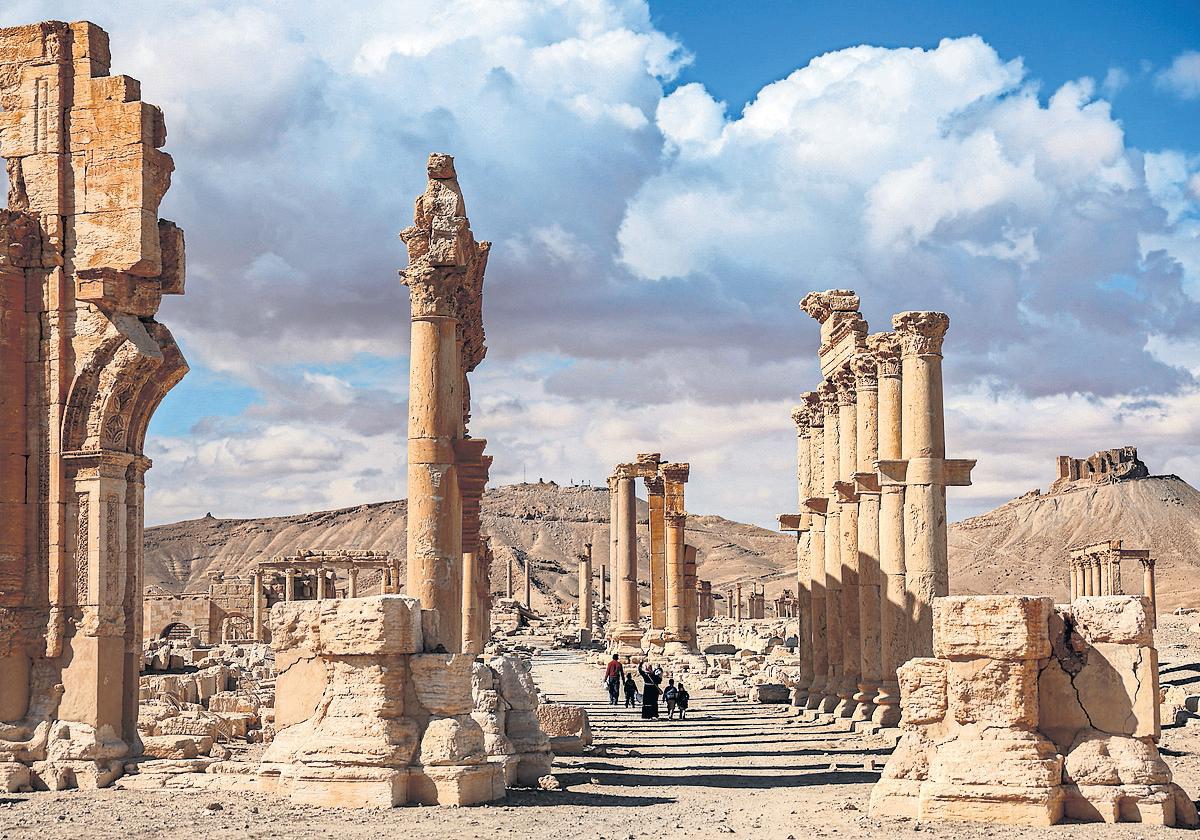 Syria's stolen antiquities After Assad, a gold rush for looters and grave robbers