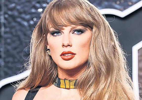 Taylor Swift is granted a restraining order against alleged stalker