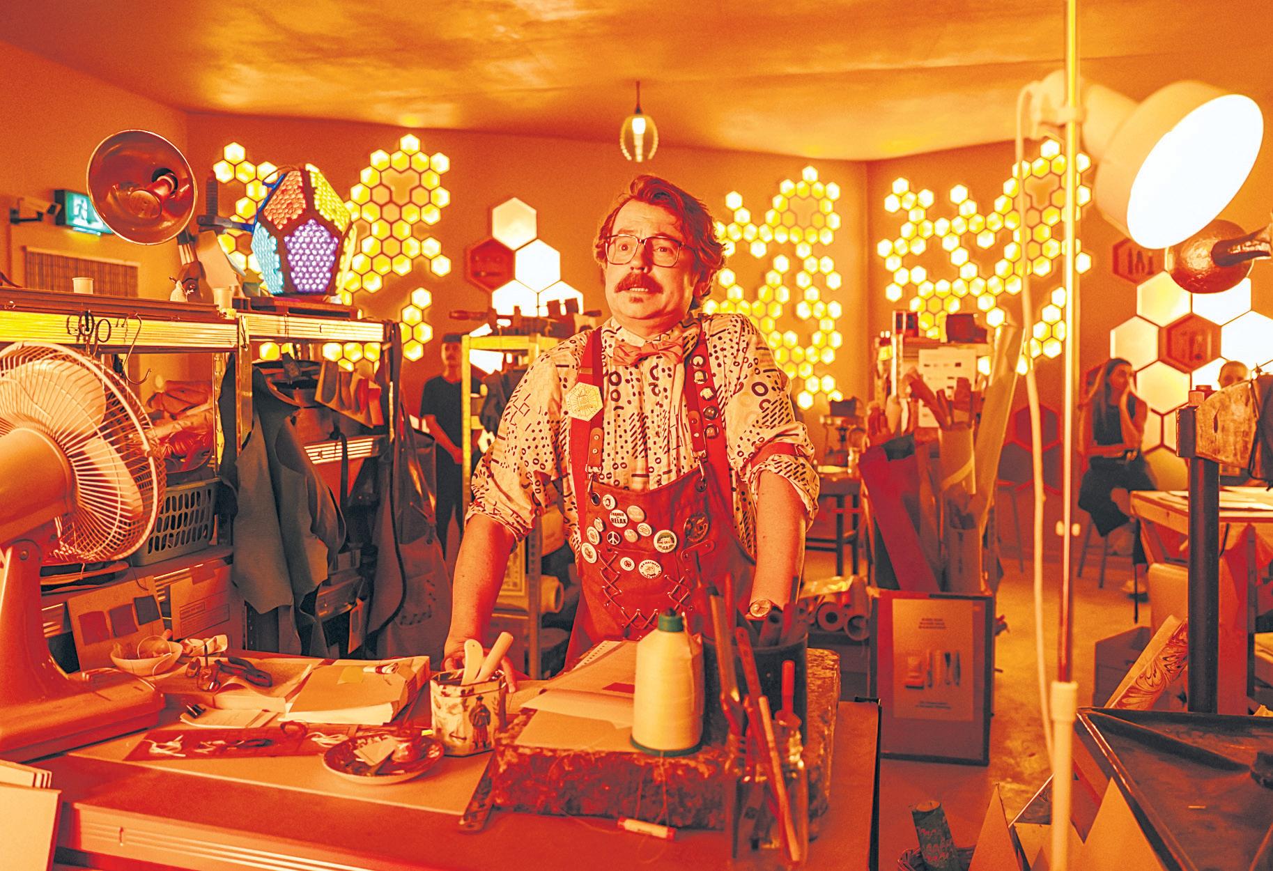 Theatre review An exasperating foray into the internet's 'arkive'