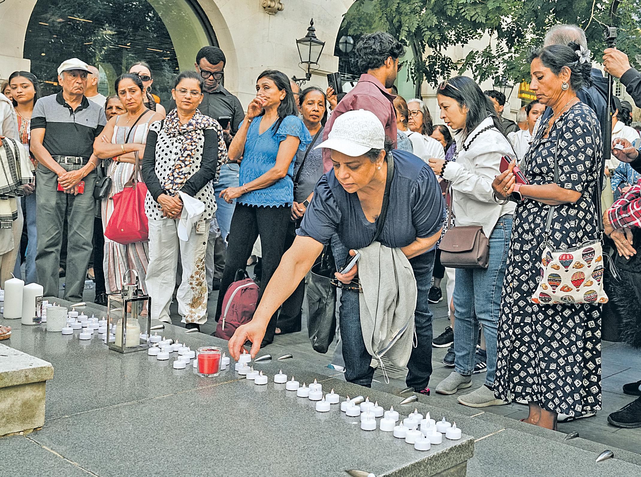 Crash vigil Gujaratis in UK mourn victims of air tragedy