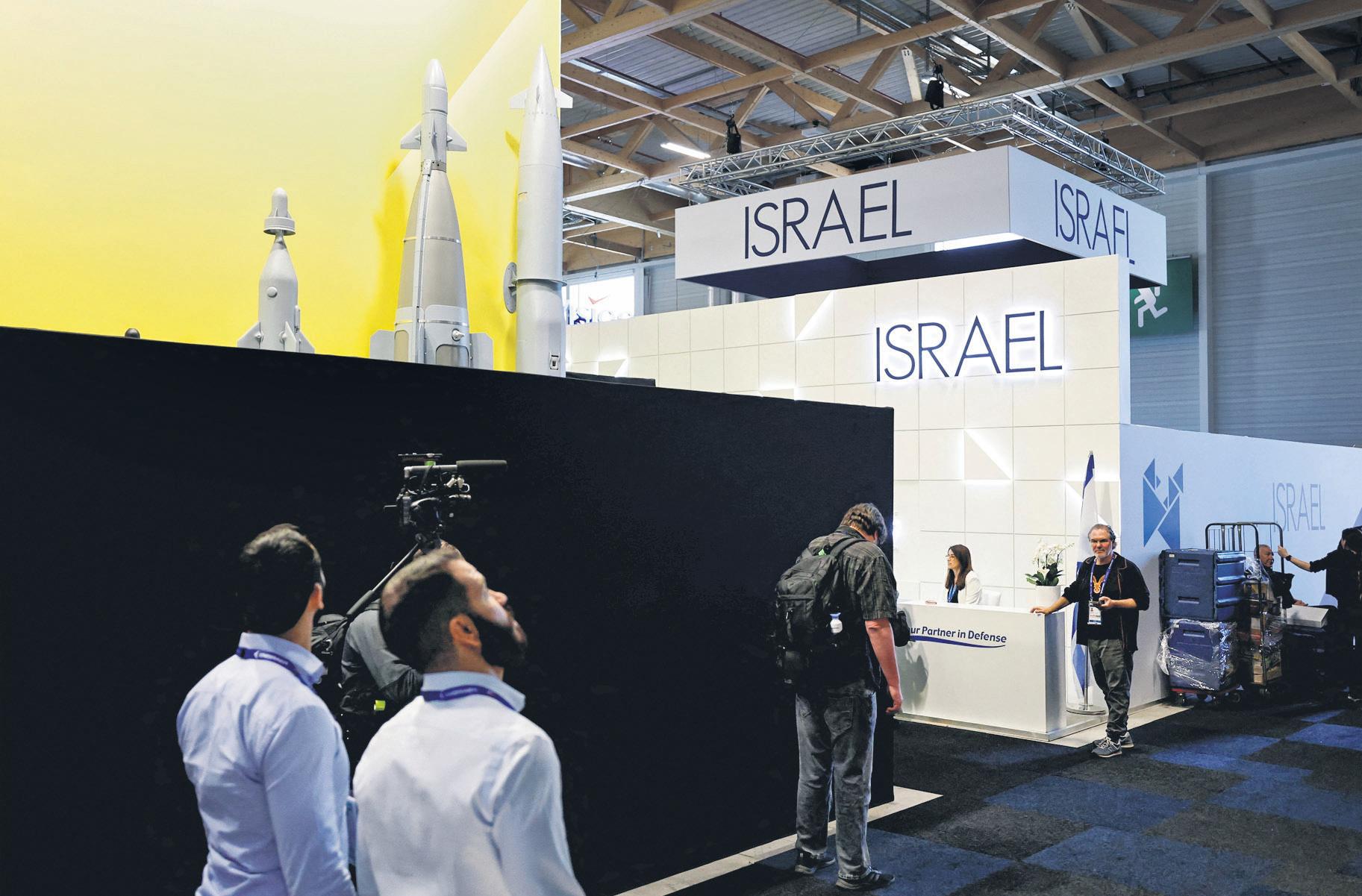 France blocks access to Israeli arms stands at Paris airshow