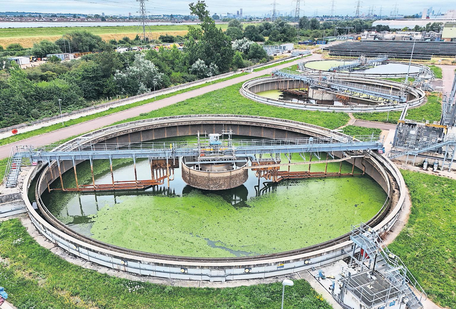 Plan to renationalise Thames Water is being stepped up, says minister