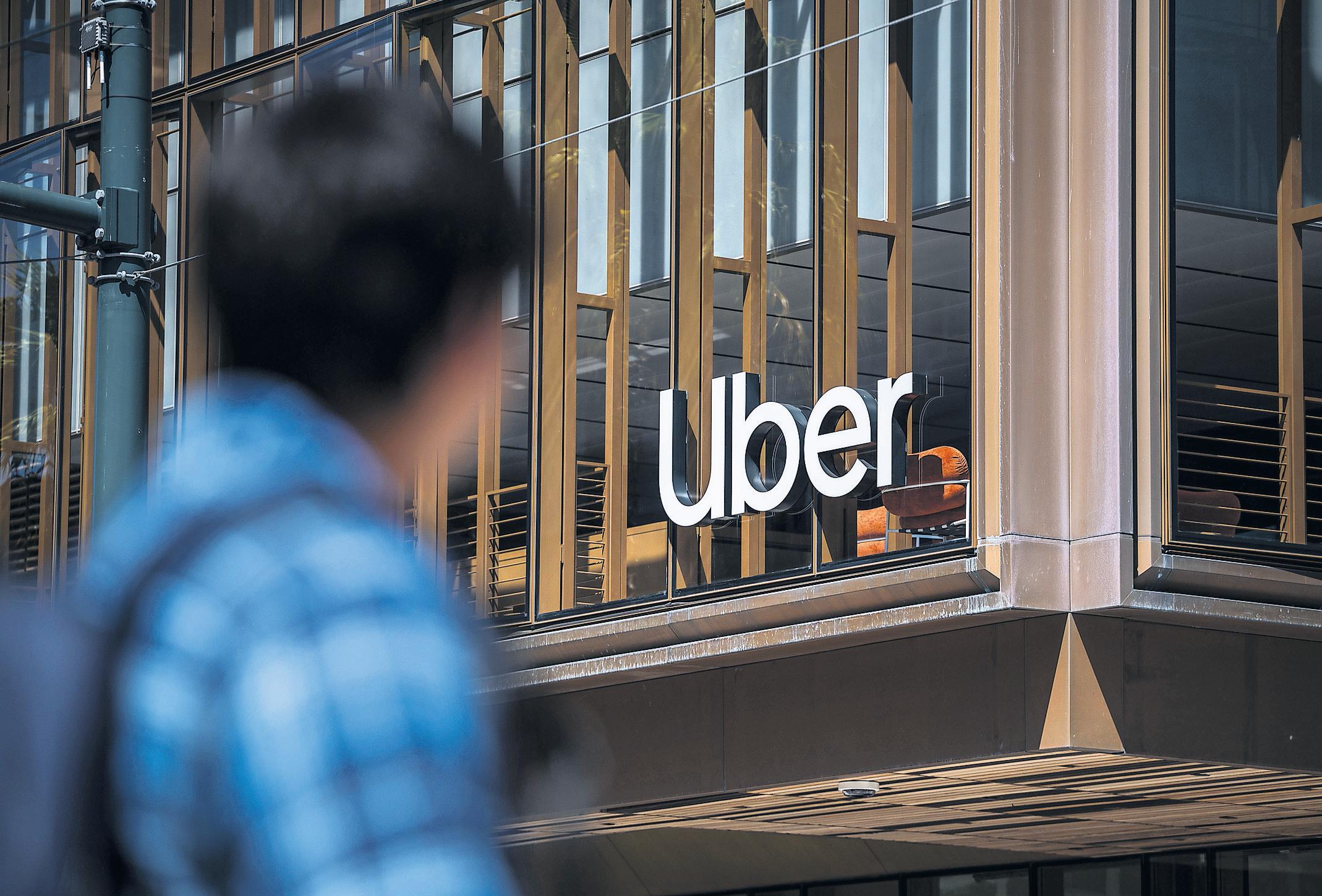 Uber drivers earn less per hour after app change, research finds