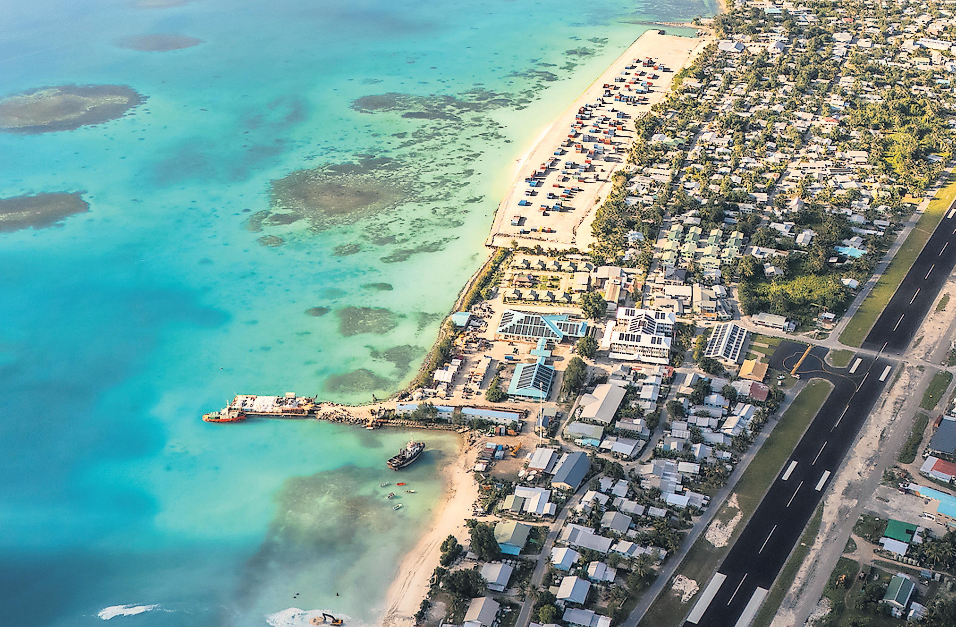 Climate lottery Tuvaluans look to Australian treaty to escape disaster