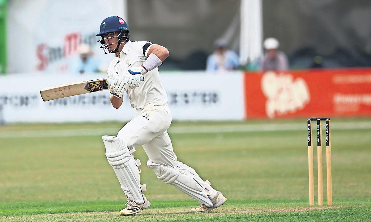 Archer wait goes on while Tribe surges for Glamorgan
