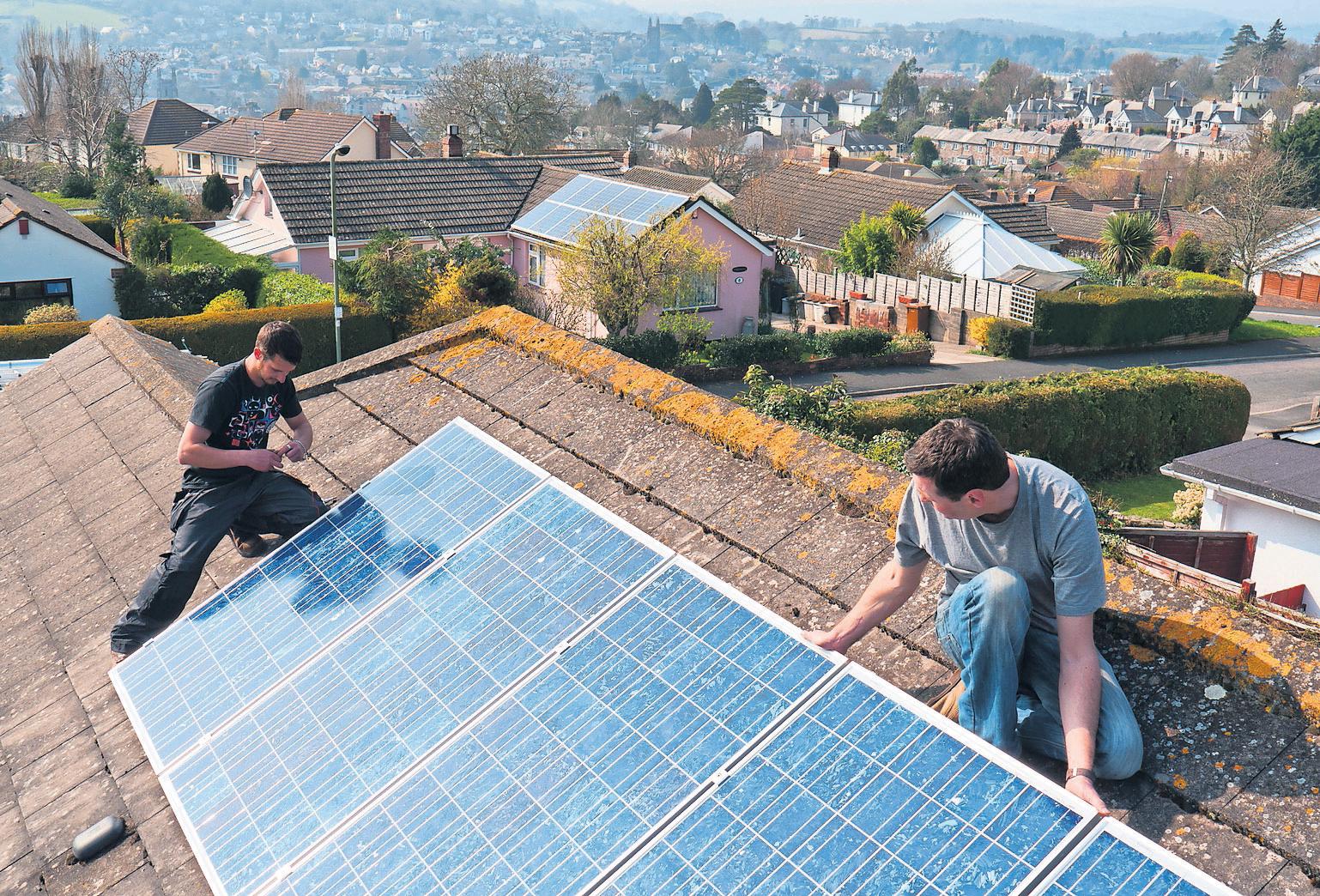 Net zero in UK by 2050 is within reach, says climate committee