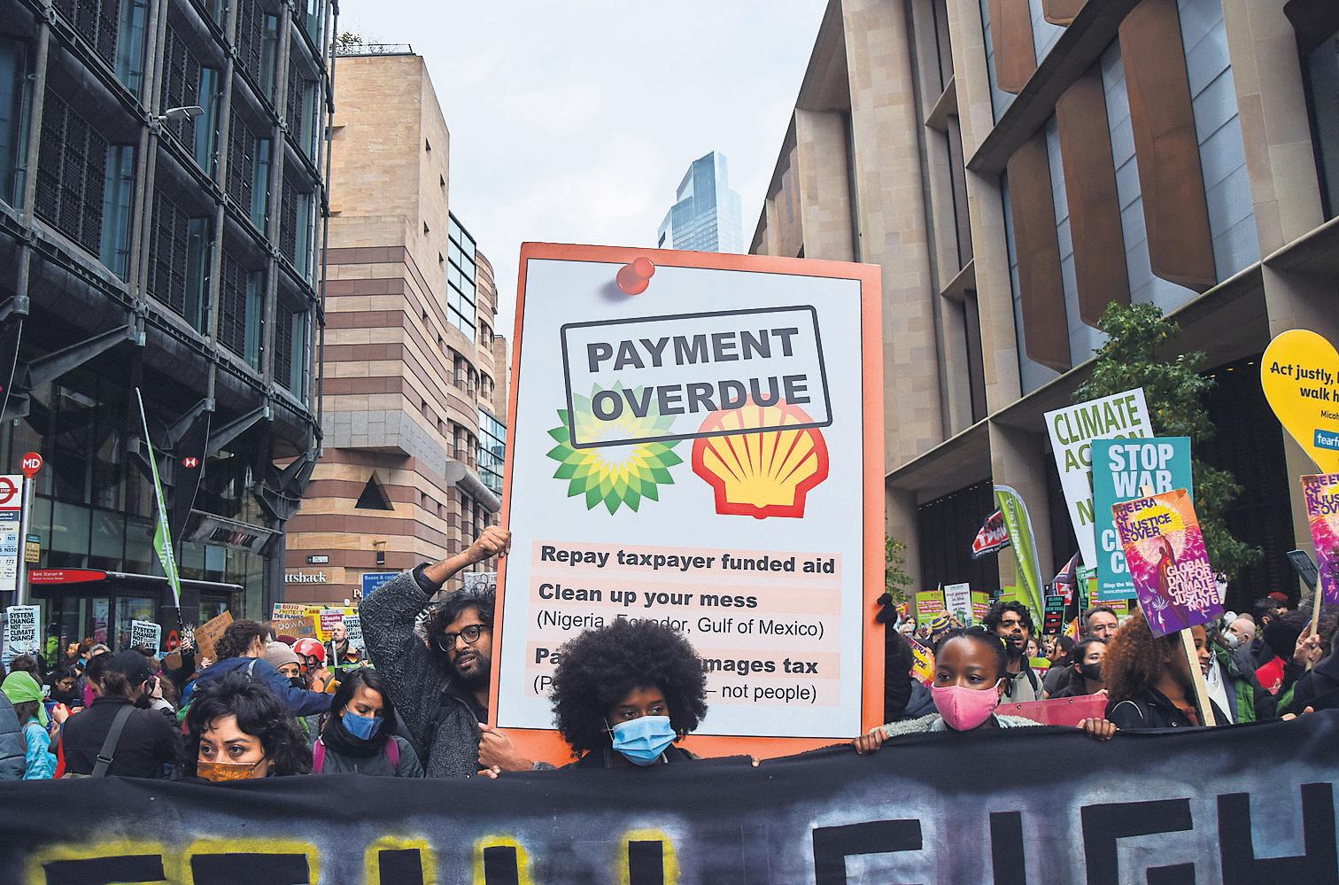 Shell denies takeover of struggling rival BP in reported £60bn talks