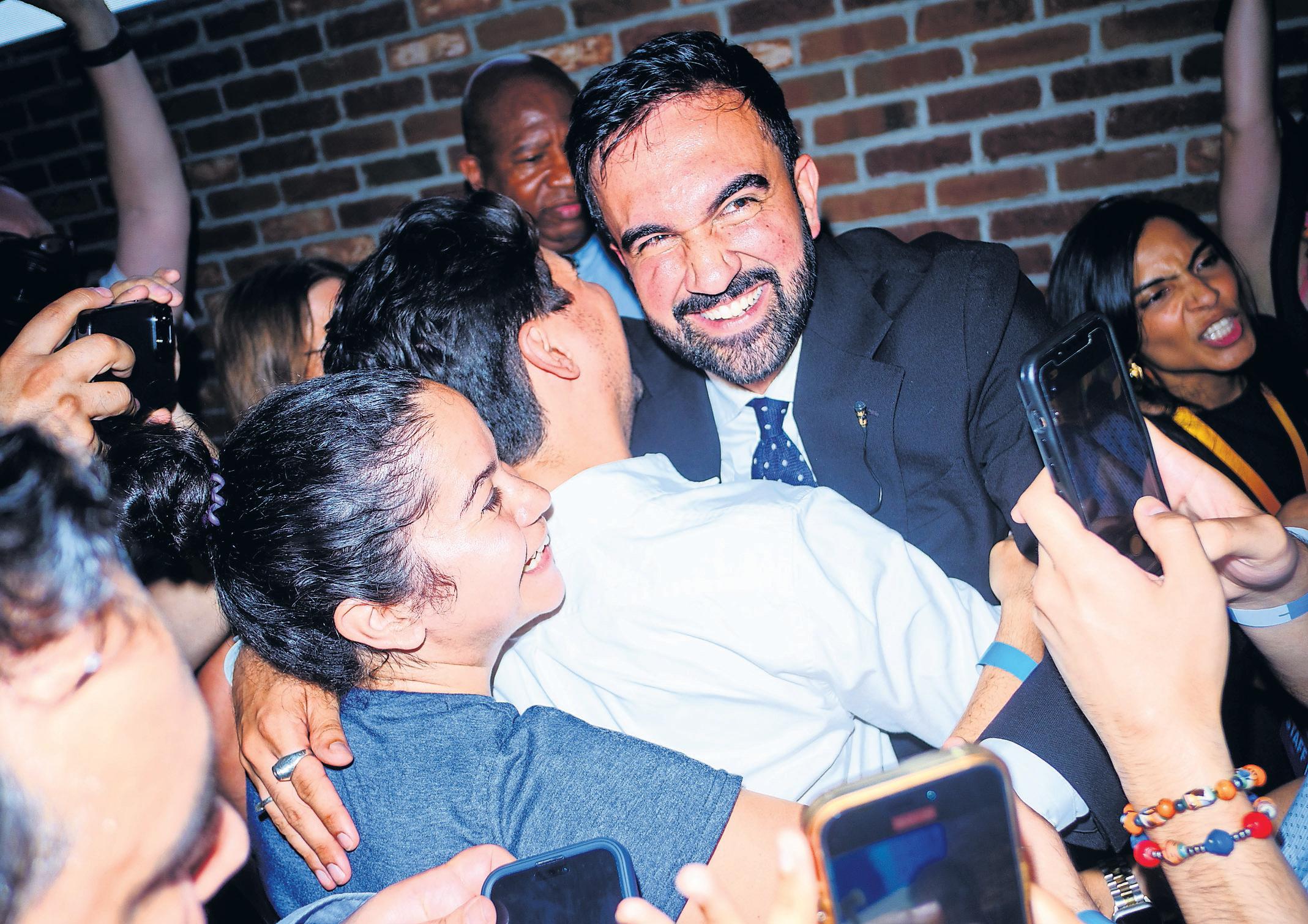 Progressive New Yorkers Celebrate as Mayoral Outsider Claims Victory