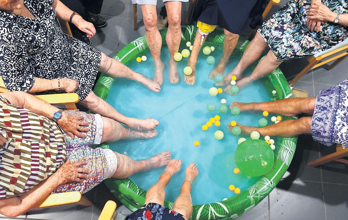 Extreme heatwave leaves southern Europe reeling