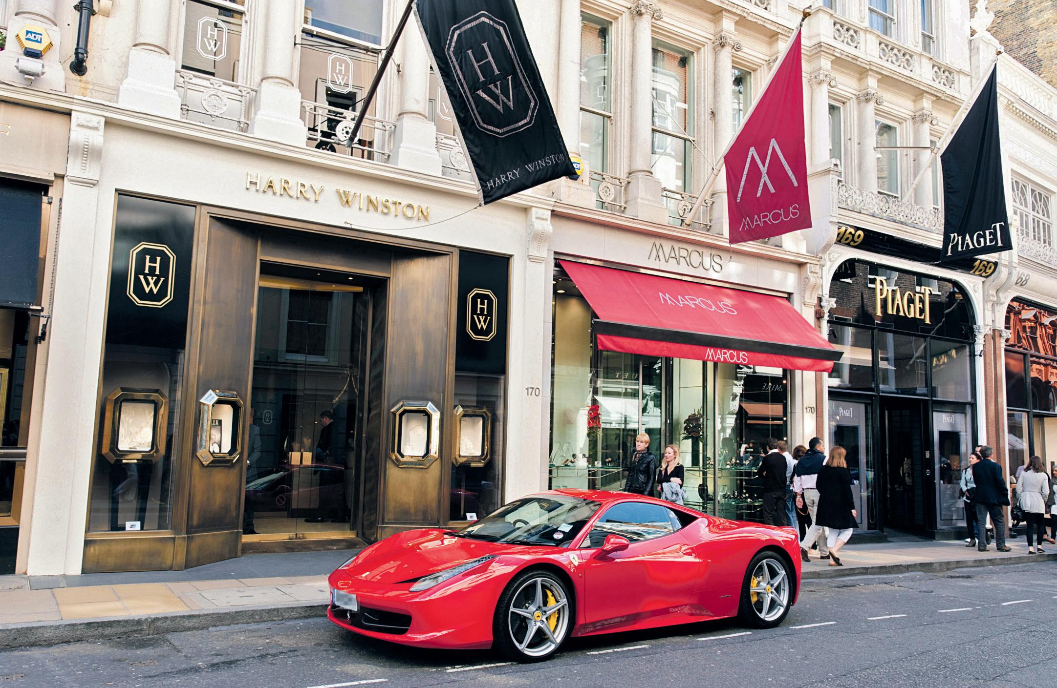 HMRC fails to track tax paid by the super-rich, warn MPs