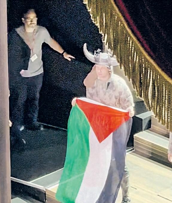 Cast member in tussle over Palestinian flag at Royal Opera House