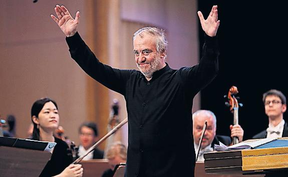 Italian concert cancelled after outcry over conductor's Moscow links