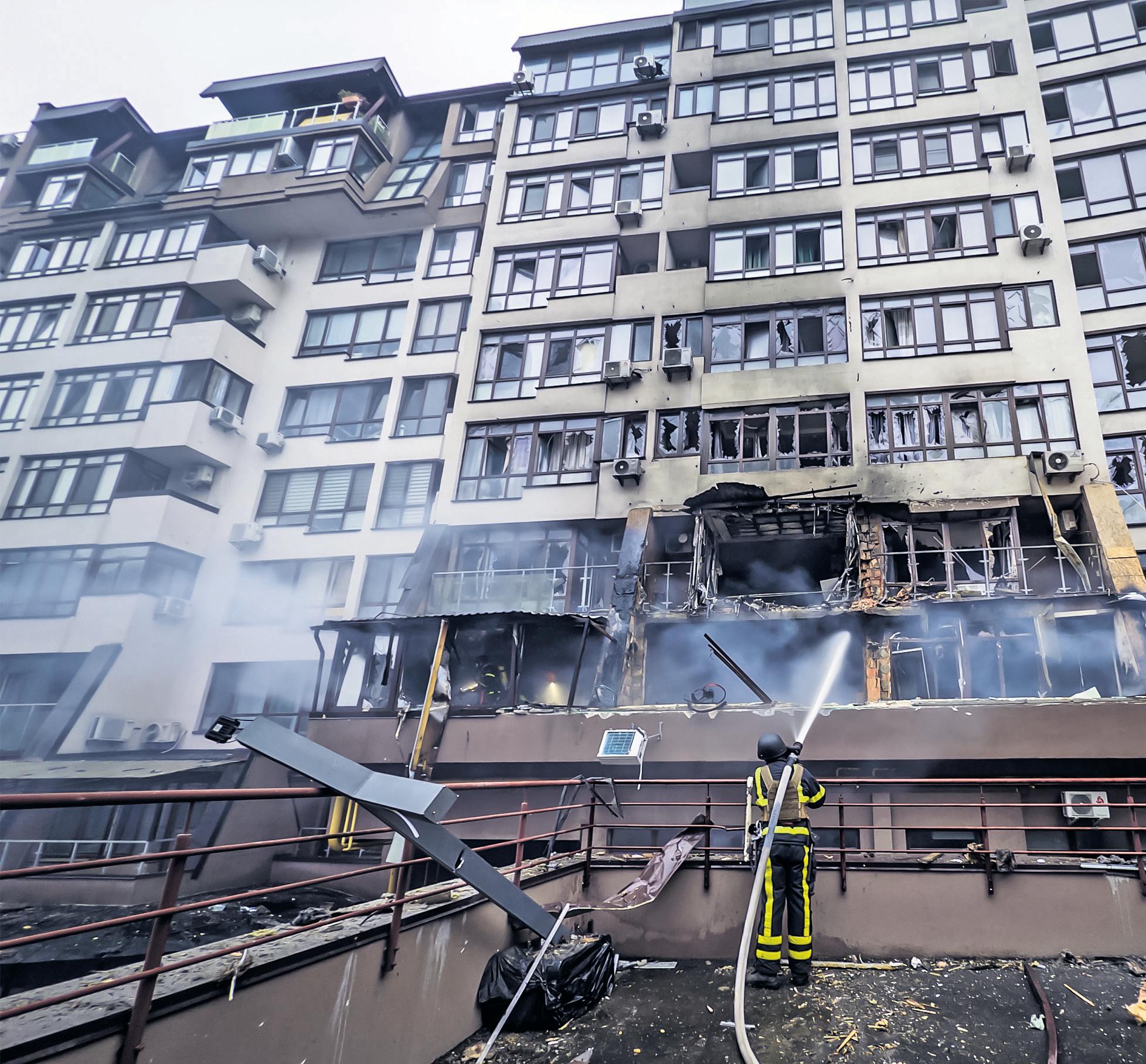 Russian drone hits Kyiv station where hundreds were sheltering