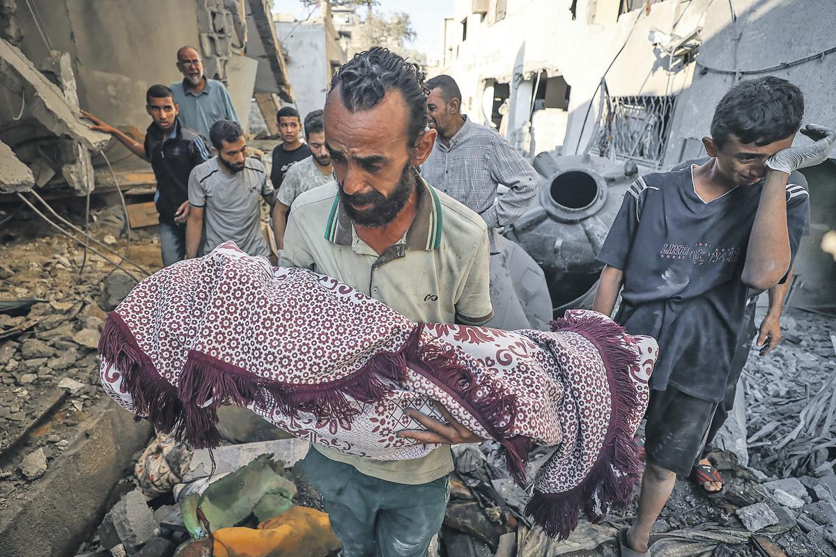 Hospitals Medics in Gaza say hunger is affecting their work
