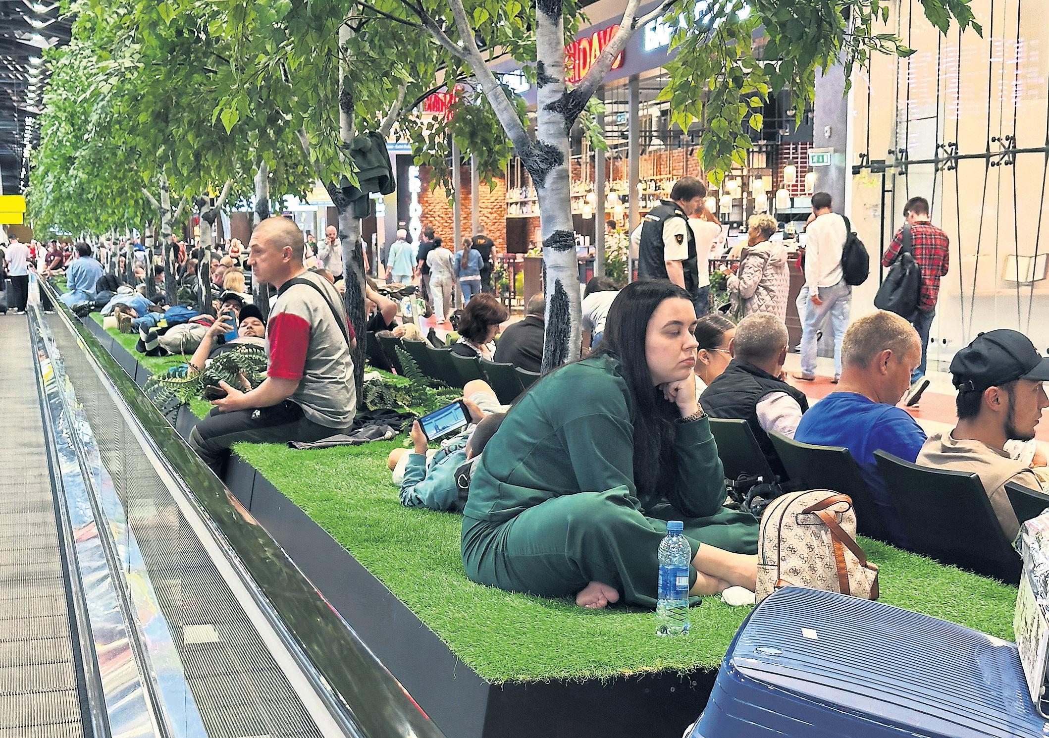 We can't go on like this' Ukrainian drones play havoc with Muscovites' travel plans