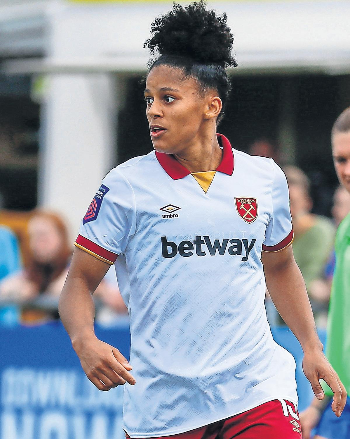 'I love scoring goals': prolific Martinez is taking WSL by storm