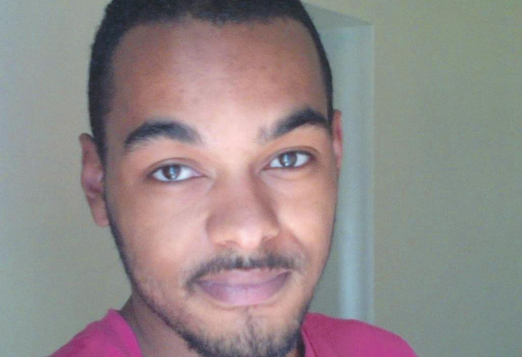 Witness to 2009 murder 'told he would be charged' unless he gave Met a name
