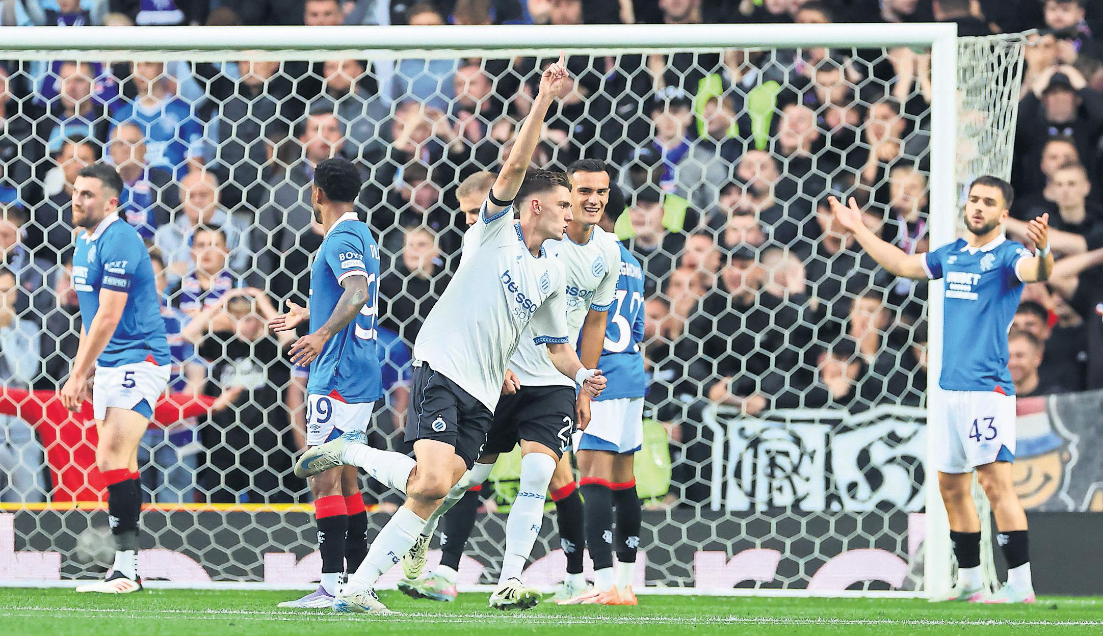 Rangers collapse in horror show to leave Martin facing Ibrox boos