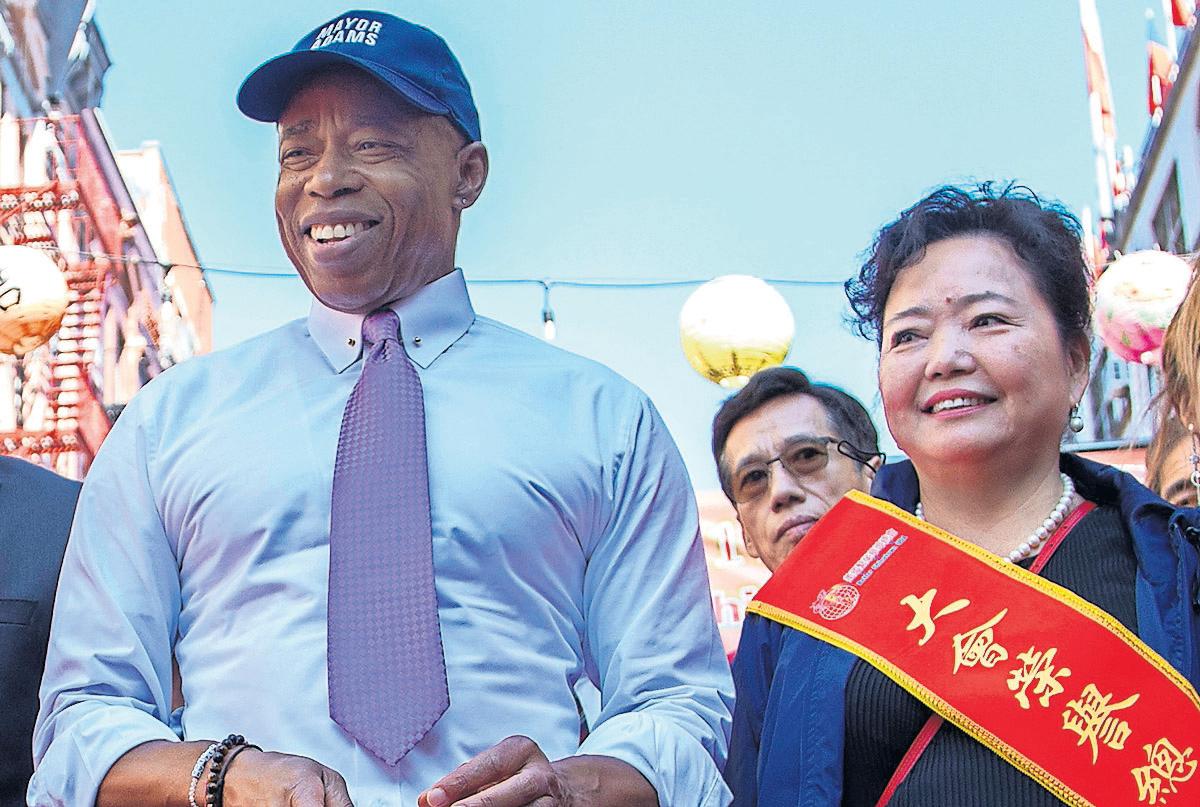 New York Former adviser to city's mayor is accused of bribery